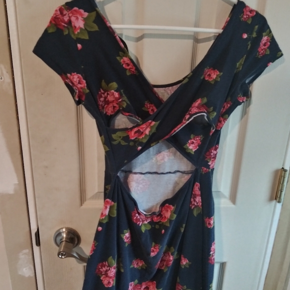 Spring Dress - Picture 2 of 2